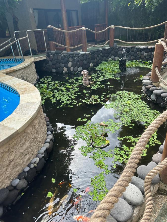 Lunar Dive Resort: Bamboo Villas كوبو المظهر الخارجي الصورة